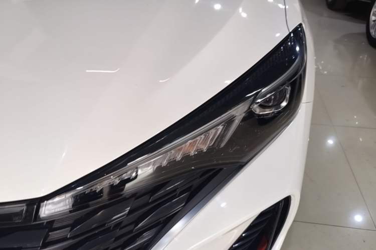 Used CHANGAN Eado 2022 PLUS Blue Whale NE 1.4T GDI DCT Prestige Edition Left Front Headlight