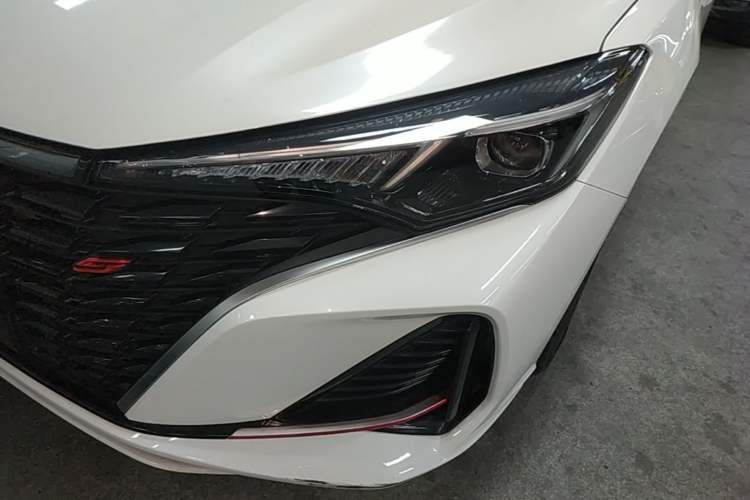 Used CHANGAN Eado 2022 PLUS Blue Whale NE 1.4T GDI DCT Prestige Edition Left Front Headlight