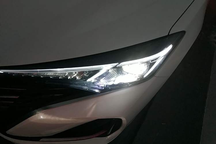 Used CHANGAN Eado 2022 PLUS Blue Whale NE 1.4T GDI DCT Prestige Edition Left Front Headlight