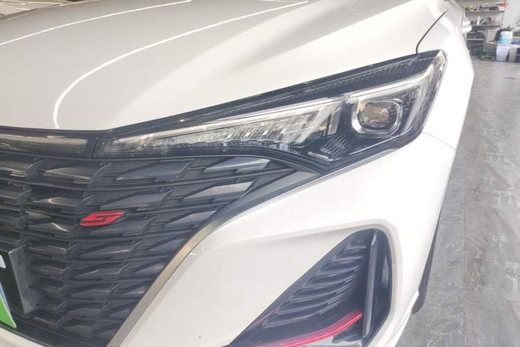 Used CHANGAN Eado 2022 PLUS Blue Whale NE 1.4T GDI DCT Prestige Edition Left Front Headlight