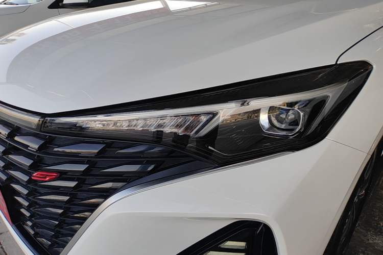 Used CHANGAN Eado 2022 PLUS Blue Whale NE 1.4T GDI DCT Prestige Edition Left Front Headlight