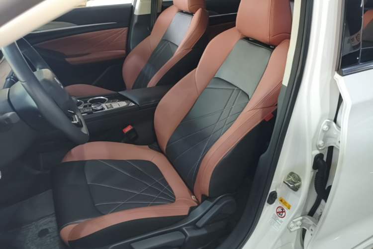 Used CHANGAN Eado 2022 PLUS Blue Whale NE 1.4T GDI DCT Prestige Edition Left Front Seat