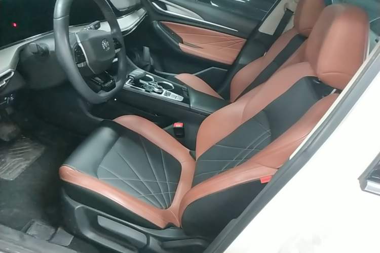 Used CHANGAN Eado 2022 PLUS Blue Whale NE 1.4T GDI DCT Prestige Edition Left Front Seat