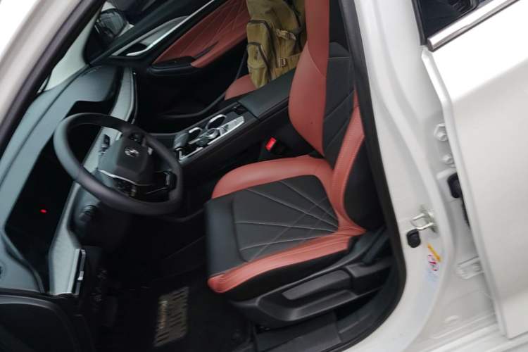 Used CHANGAN Eado 2022 PLUS Blue Whale NE 1.4T GDI DCT Prestige Edition Left Front Seat