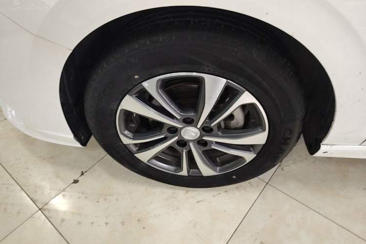 Used CHANGAN Eado 2022 PLUS Blue Whale NE 1.4T GDI DCT Prestige Edition Left Front Wheel Hub