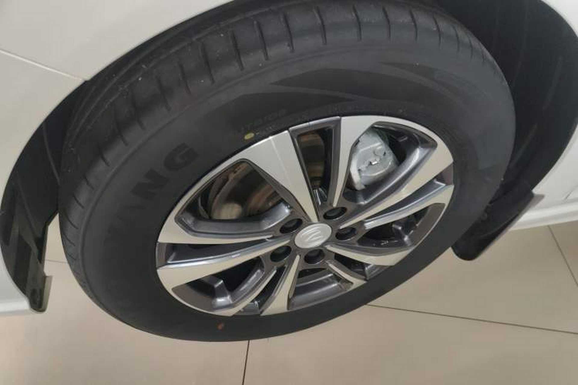 Used CHANGAN Eado 2022 PLUS 1.6L GDI CVT Luxury Model Left Front Wheel Hub