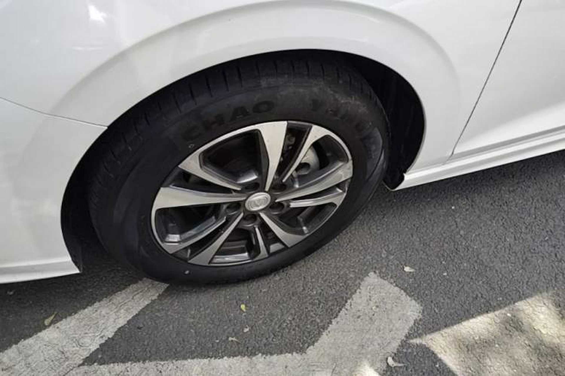 Used CHANGAN Eado 2022 PLUS Blue Whale NE 1.4T GDI DCT Prestige Edition Left Front Wheel Hub