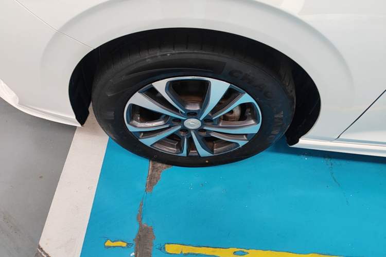 Used CHANGAN Eado 2022 PLUS Blue Whale NE 1.4T GDI DCT Prestige Edition Left Front Wheel Hub