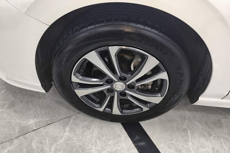 Used CHANGAN Eado 2022 PLUS Blue Whale NE 1.4T GDI DCT Prestige Edition Left Front Wheel Hub