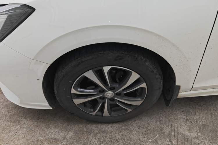 Used CHANGAN Eado 2022 PLUS Blue Whale NE 1.4T GDI DCT Prestige Edition Left Front Wheel Hub
