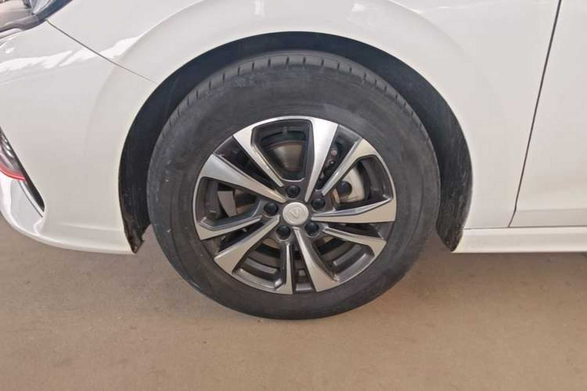 Used CHANGAN Eado 2022 PLUS Blue Whale NE 1.4T GDI DCT Prestige Edition Left Front Wheel Hub