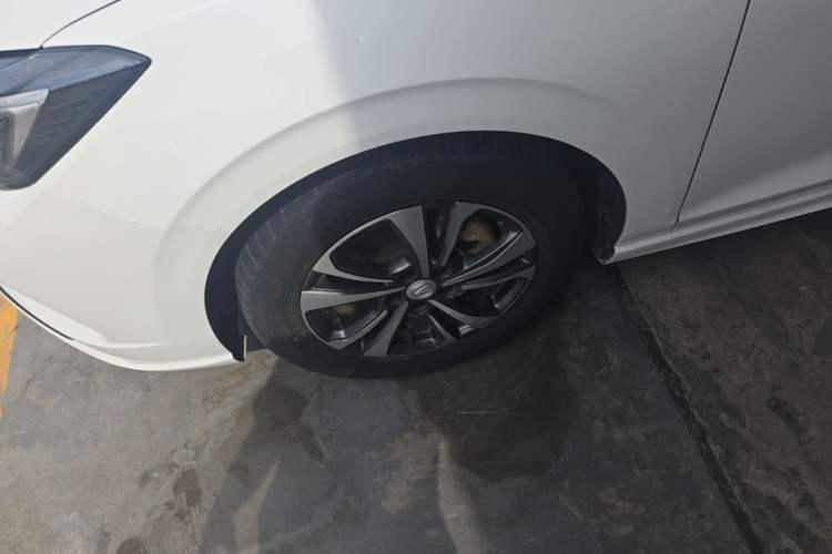 Used CHANGAN Eado 2022 PLUS 1.6L GDI CVT Luxury Model Left Front Wheel Hub