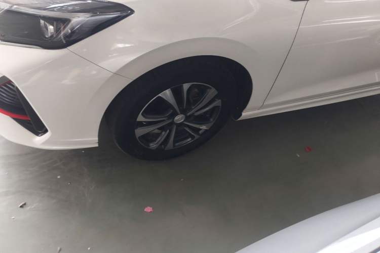 Used CHANGAN Eado 2022 PLUS Blue Whale NE 1.4T GDI DCT Prestige Edition Left Front Wheel Hub