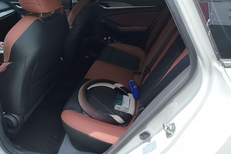 Used CHANGAN Eado 2022 PLUS Blue Whale NE 1.4T GDI DCT Prestige Edition Left Rear Seat