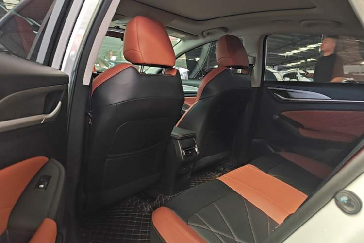 Used CHANGAN Eado 2022 PLUS Blue Whale NE 1.4T GDI DCT Flagship Edition Left Rear Seat