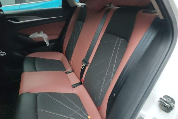 Used CHANGAN Eado 2022 PLUS Blue Whale NE 1.4T GDI DCT Prestige Edition Left Rear Seat
