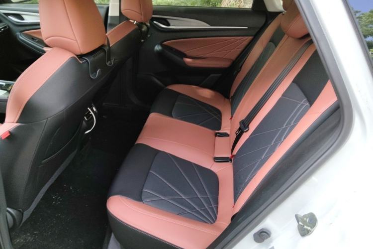 Used CHANGAN Eado 2022 PLUS Blue Whale NE 1.4T GDI DCT Prestige Edition Left Rear Seat