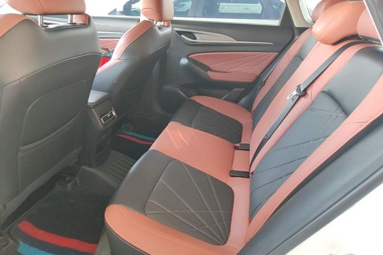 Used CHANGAN Eado 2022 PLUS Blue Whale NE 1.4T GDI DCT Prestige Edition Left Rear Seat