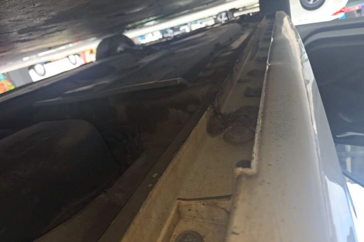 Used CHANGAN Eado 2022 PLUS 1.6L GDI CVT Luxury Model Left Side Sill