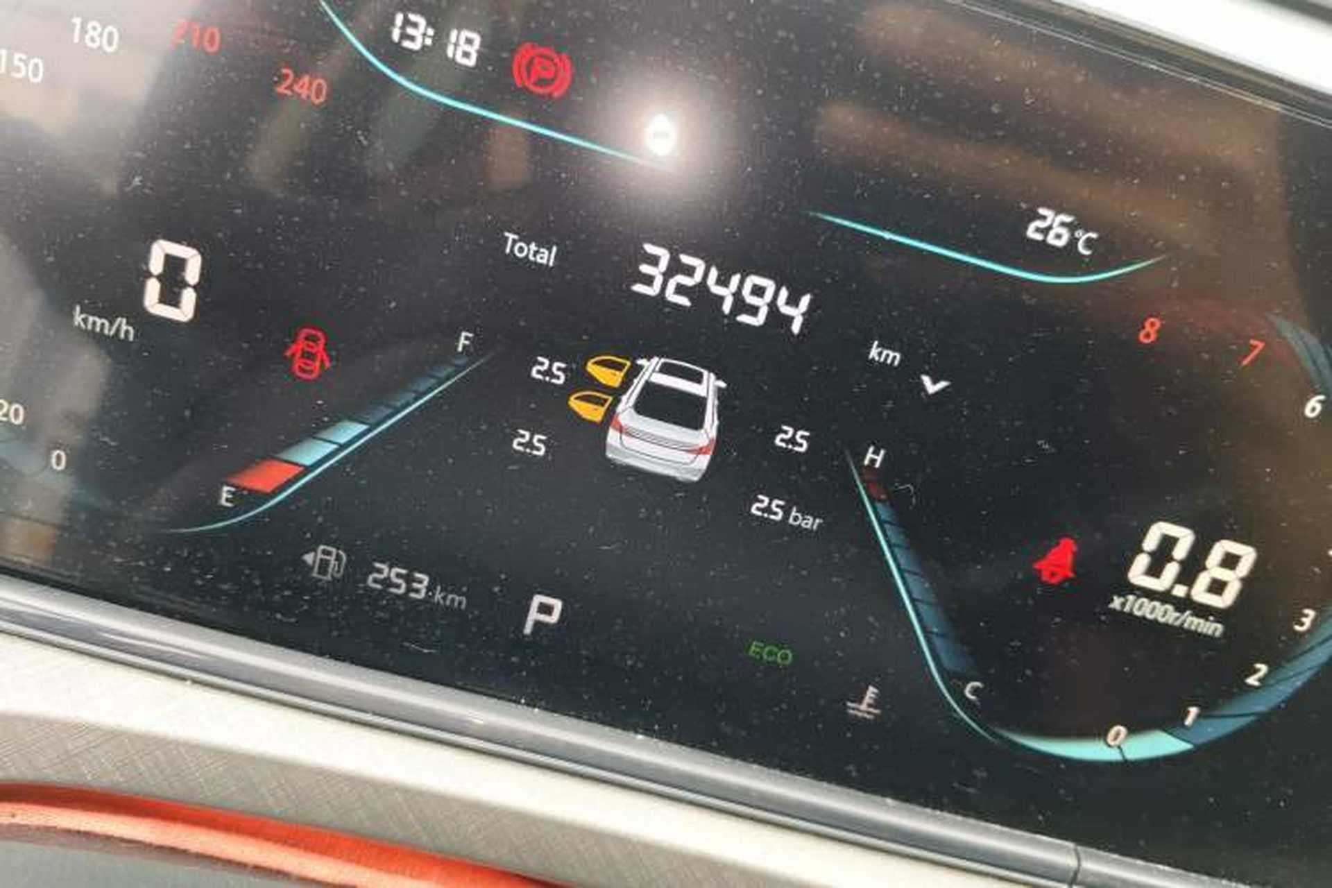 Used CHANGAN Eado 2022 PLUS Blue Whale NE 1.4T GDI DCT Prestige Edition Odometer Close Up