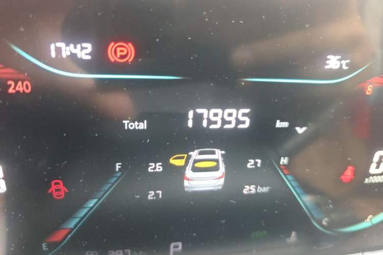 Used CHANGAN Eado 2022 PLUS Blue Whale NE 1.4T GDI DCT Prestige Edition Odometer Close Up