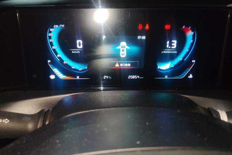 Used CHANGAN Eado 2022 PLUS 1.6L GDI CVT Luxury Model Odometer Close Up