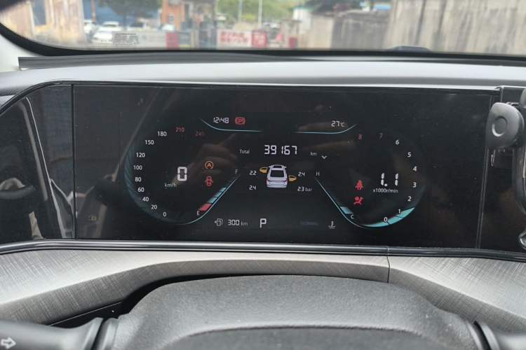 Used CHANGAN Eado 2022 PLUS Blue Whale NE 1.4T GDI DCT Prestige Edition Odometer Close Up
