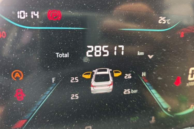 Used CHANGAN Eado 2022 PLUS Blue Whale NE 1.4T GDI DCT Prestige Edition Odometer Close Up