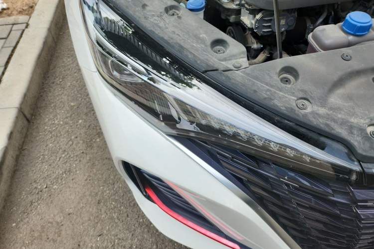 Used CHANGAN Eado 2022 PLUS Blue Whale NE 1.4T GDI DCT Prestige Edition Right Front Headlight