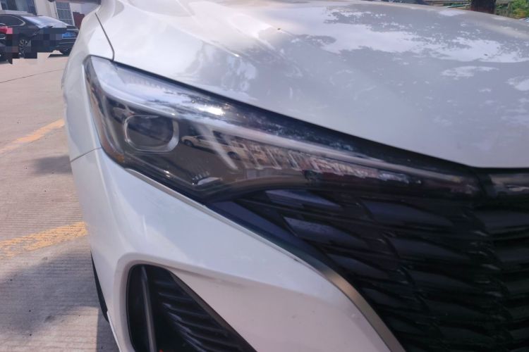 Used CHANGAN Eado 2022 PLUS Blue Whale NE 1.4T GDI DCT Flagship Edition Right Front Headlight