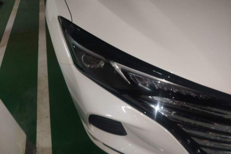 Used CHANGAN Eado 2022 PLUS 1.6L GDI CVT Luxury Model Right Front Headlight