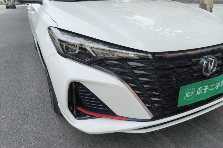 Used CHANGAN Eado 2022 PLUS Blue Whale NE 1.4T GDI DCT Prestige Edition Right Front Headlight