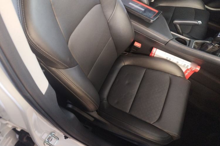 Used CHANGAN Eado 2022 PLUS 1.6L GDI Manual Elite Model Right Front Seat