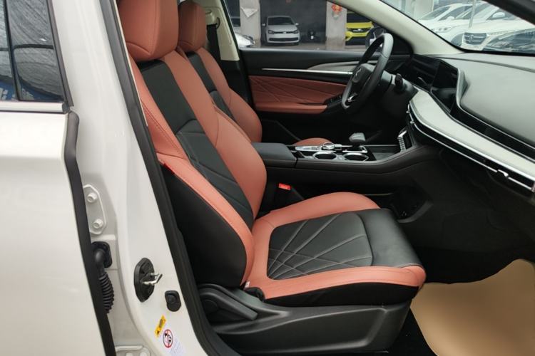 Used CHANGAN Eado 2022 PLUS Blue Whale NE 1.4T GDI DCT Prestige Edition Right Front Seat