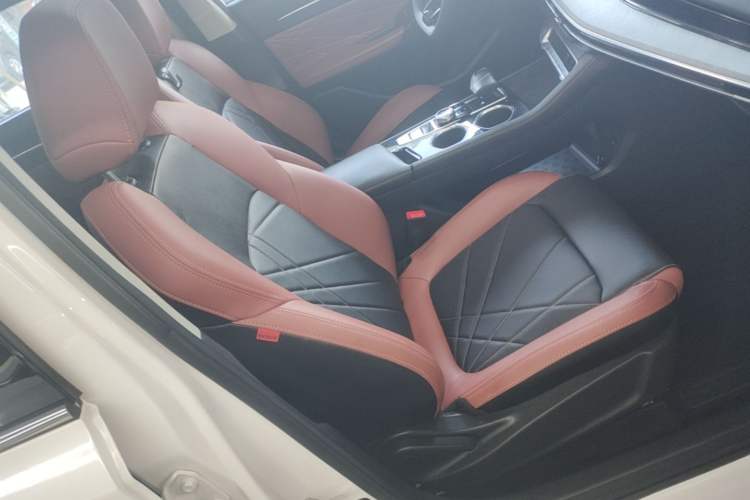 Used CHANGAN Eado 2022 PLUS Blue Whale NE 1.4T GDI DCT Prestige Edition Right Front Seat