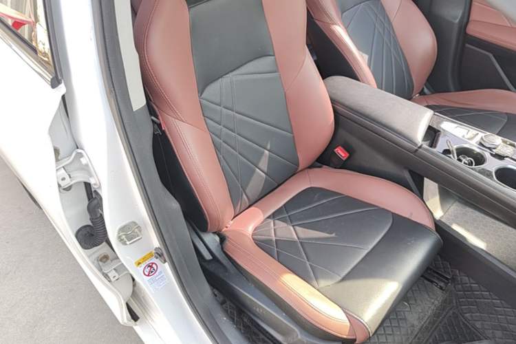 Used CHANGAN Eado 2022 PLUS Blue Whale NE 1.4T GDI DCT Prestige Edition Right Front Seat