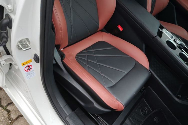 Used CHANGAN Eado 2022 PLUS Blue Whale NE 1.4T GDI DCT Prestige Edition Right Front Seat