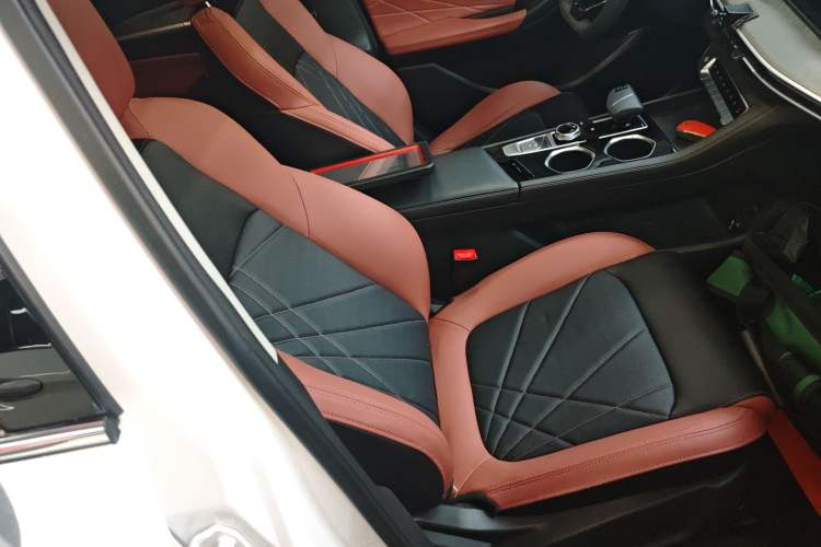 Used CHANGAN Eado 2022 PLUS Blue Whale NE 1.4T GDI DCT Flagship Edition Right Front Seat