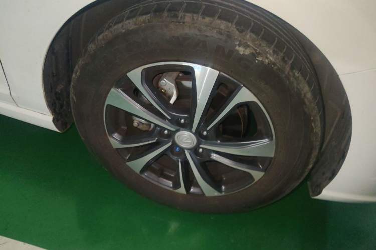 Used CHANGAN Eado 2022 PLUS 1.6L GDI CVT Luxury Model Right Front Wheel Hub