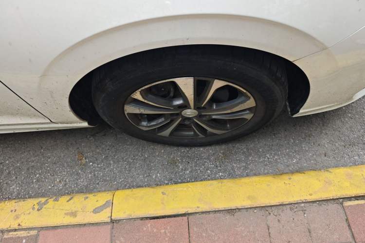 Used CHANGAN Eado 2022 PLUS Blue Whale NE 1.4T GDI DCT Prestige Edition Right Front Wheel Hub
