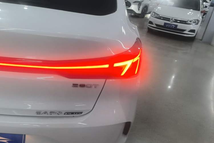 Used CHANGAN Eado 2022 PLUS Blue Whale NE 1.4T GDI DCT Prestige Edition Right Rear Taillight