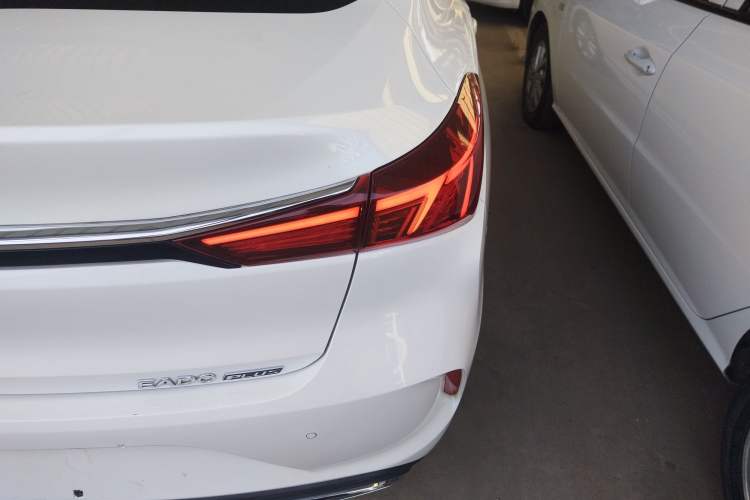 Used CHANGAN Eado 2022 PLUS 1.6L GDI Manual Elite Model Right Rear Taillight