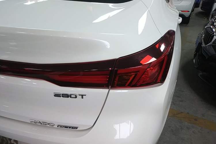 Used CHANGAN Eado 2022 PLUS Blue Whale NE 1.4T GDI DCT Prestige Edition Right Rear Taillight