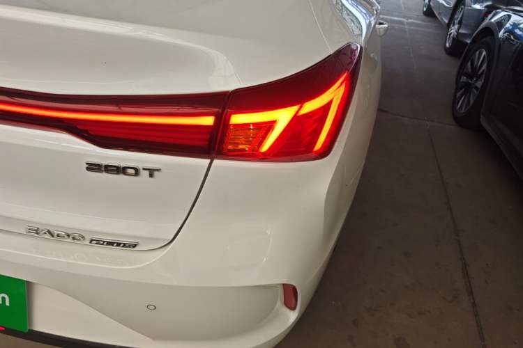 Used CHANGAN Eado 2022 PLUS Blue Whale NE 1.4T GDI DCT Prestige Edition Right Rear Taillight