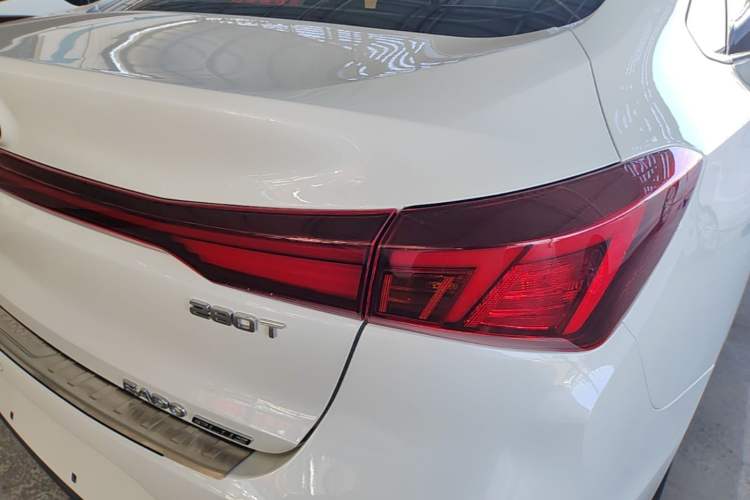 Used CHANGAN Eado 2022 PLUS Blue Whale NE 1.4T GDI DCT Prestige Edition Right Rear Taillight