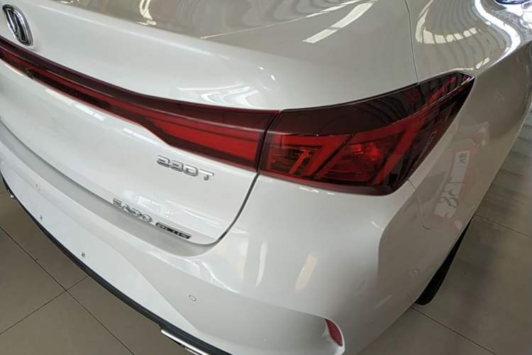Used CHANGAN Eado 2022 PLUS Blue Whale NE 1.4T GDI DCT Prestige Edition Right Rear Taillight