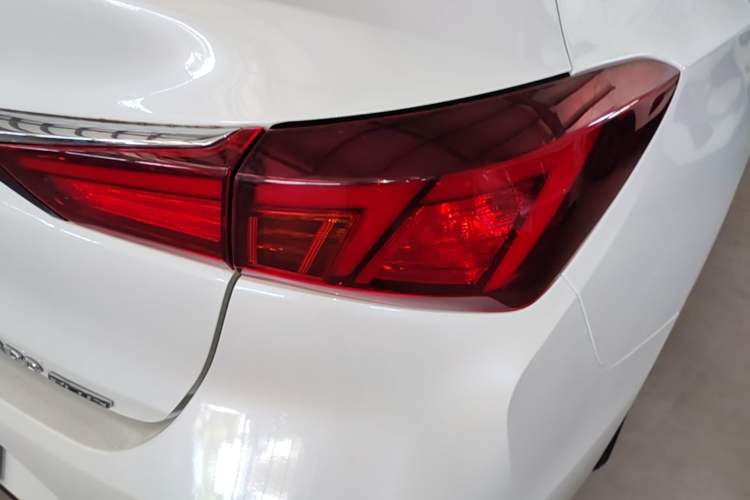 Used CHANGAN Eado 2022 PLUS 1.6L GDI CVT Luxury Model Right Rear Taillight