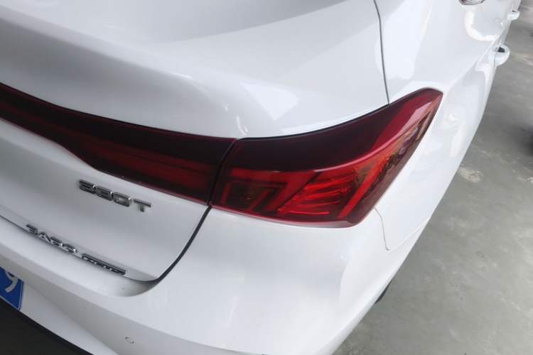 Used CHANGAN Eado 2022 PLUS Blue Whale NE 1.4T GDI DCT Prestige Edition Right Rear Taillight