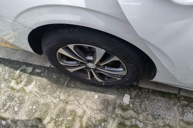 Used CHANGAN Eado 2022 PLUS Blue Whale NE 1.4T GDI DCT Prestige Edition Right Rear Wheel Hub