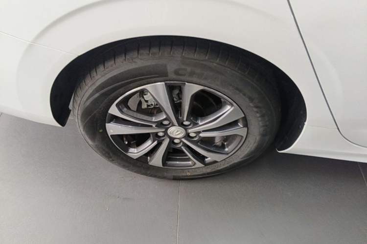 Used CHANGAN Eado 2022 PLUS Blue Whale NE 1.4T GDI DCT Prestige Edition Right Rear Wheel Hub